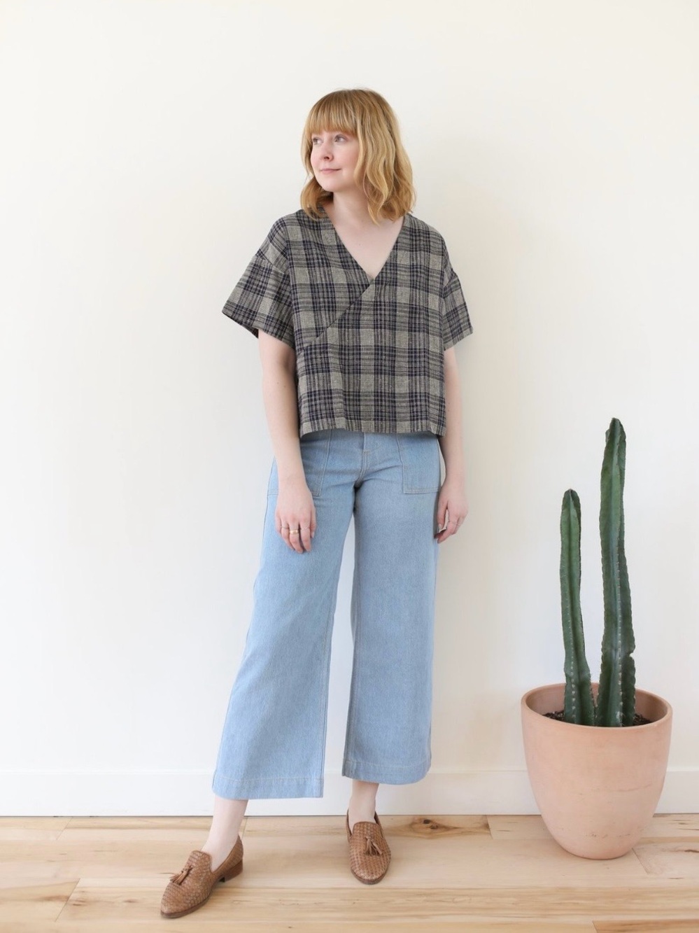 Esby Navy Natural Plaid Linen Cotton Naomi Boxy Wrap Short Sleeve Top Size XS